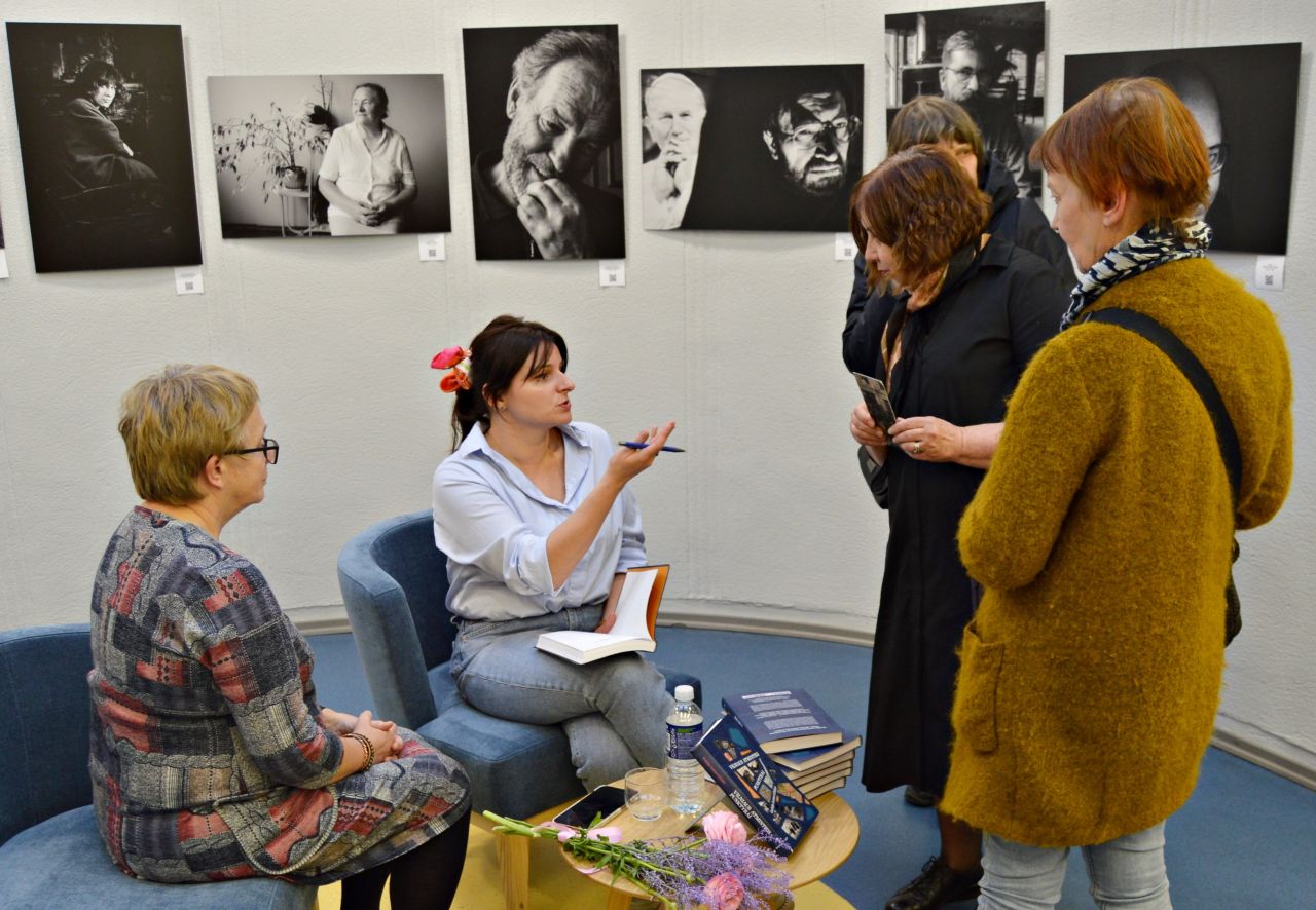 Bibliotekoje svečiavosi Vilniaus gidė Gabija Lunevičiūtė