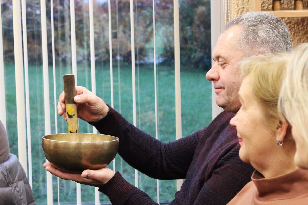 Tylos, garsų ir žodžio harmonija – poezijos terapijos vakaras 